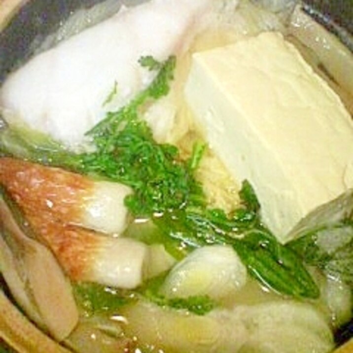 昆布と塩と鱈の湯豆腐